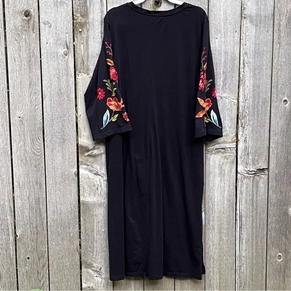 Johnny Was Isabella Kimono Sleeve Tee Black Embroidered Dress - Picture 3 of 7